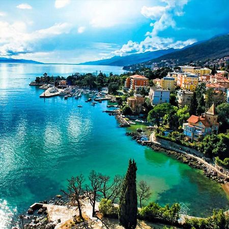 Villa Mediteran Opatija **** Extérieur photo