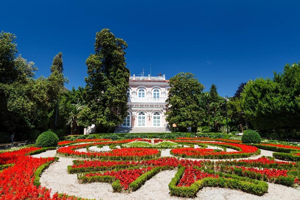 Villa Mediteran Opatija **** Extérieur photo